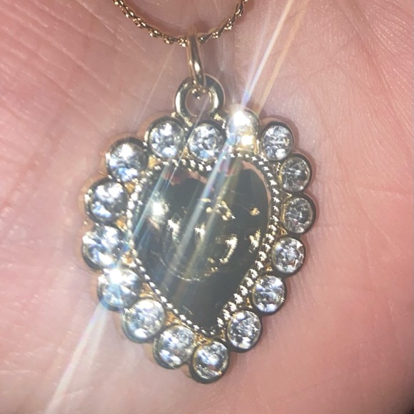 GUCCI CHARM ADDED TO 18K GOLD FILLED CHAIN - Picture 4 of 8